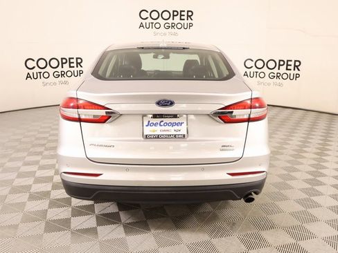 Used 2019 Ford Fusion SEL image 22