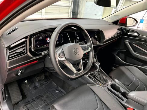 Used 2023 Volkswagen Jetta SEL image 16