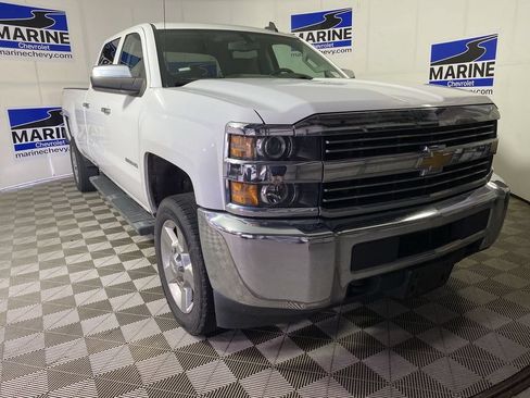 Used 2017 Chevrolet Silverado 2500 W/T AWD/4WD image 1
