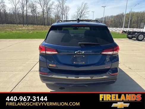 Used 2022 Chevrolet Equinox RS w/ RS Leather Package image 5