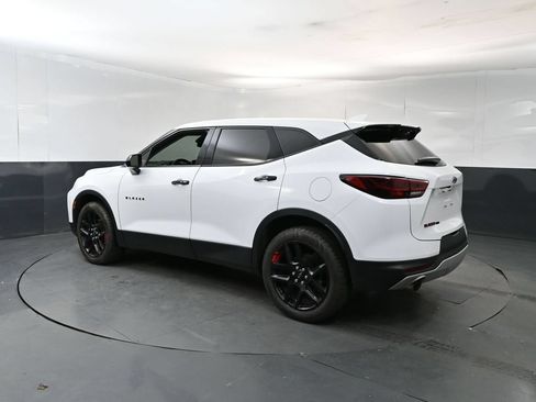 Used 2023 Chevrolet Blazer LT AWD/4WD image 3