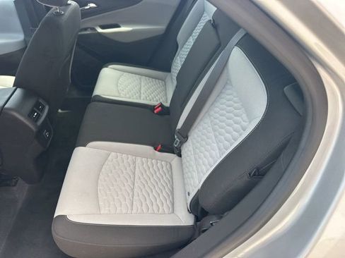 Used 2020 Chevrolet Equinox LS image 13