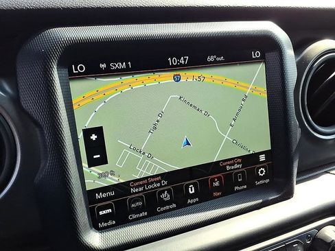 Used 2023 Jeep Wrangler Unlimited w/ Cold Weather Group image 33