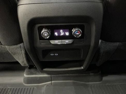 New 2026 Chevrolet Traverse LT w/ LPO, Floor Liner Package FWD image 23