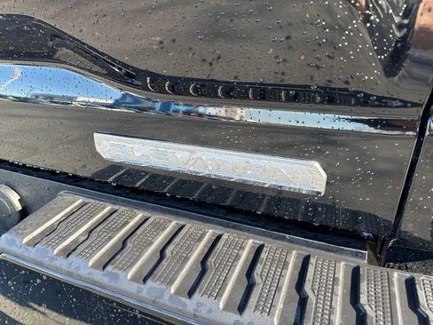 Used 2026 GMC Sierra 1500 Elevation image 12