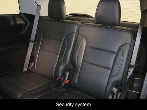 Used 2021 GMC Acadia SLT image 17