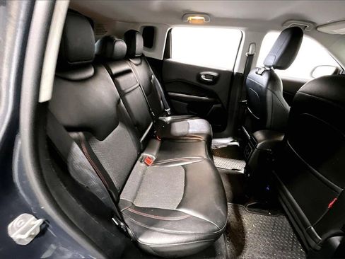 Used 2018 Jeep Compass Trailhawk image 25