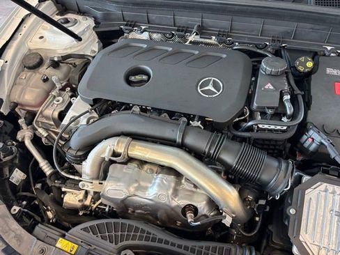 Used 2026 Mercedes-Benz GLB 250 4MATIC image 28