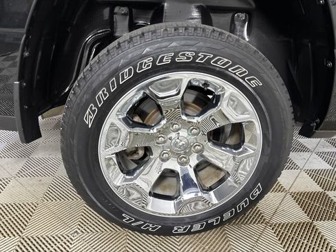 Used 2023 RAM 1500 Big Horn AWD/4WD image 32