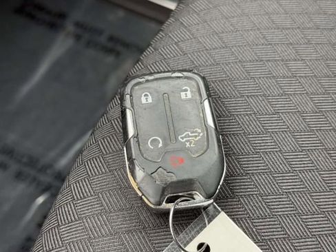 Used 2021 Chevrolet Silverado 1500 LT Trail Boss w/ Bed Protection Package image 30