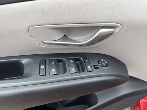 Used 2023 Hyundai Tucson SEL w/ Convenience Package image 9