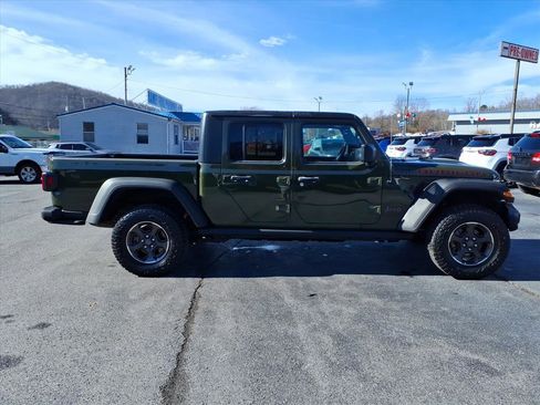 Used 2022 Jeep Gladiator Rubicon w/ Trailer Tow Package image 5