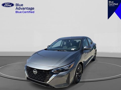Used 2025 Nissan Sentra SV w/ All-Weather Package FWD image 3