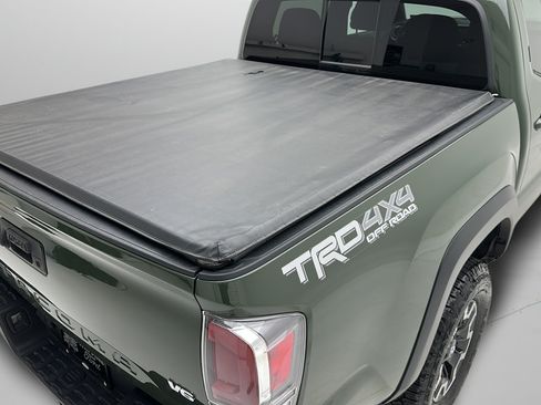 Used 2021 Toyota Tacoma TRD Off-Road AWD/4WD image 9
