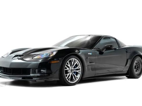 Used 2010 Chevrolet Corvette ZR1 w/ Preferred Equipment Group RWD image 8
