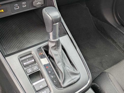 Certified 2024 Honda CR-V EX image 30