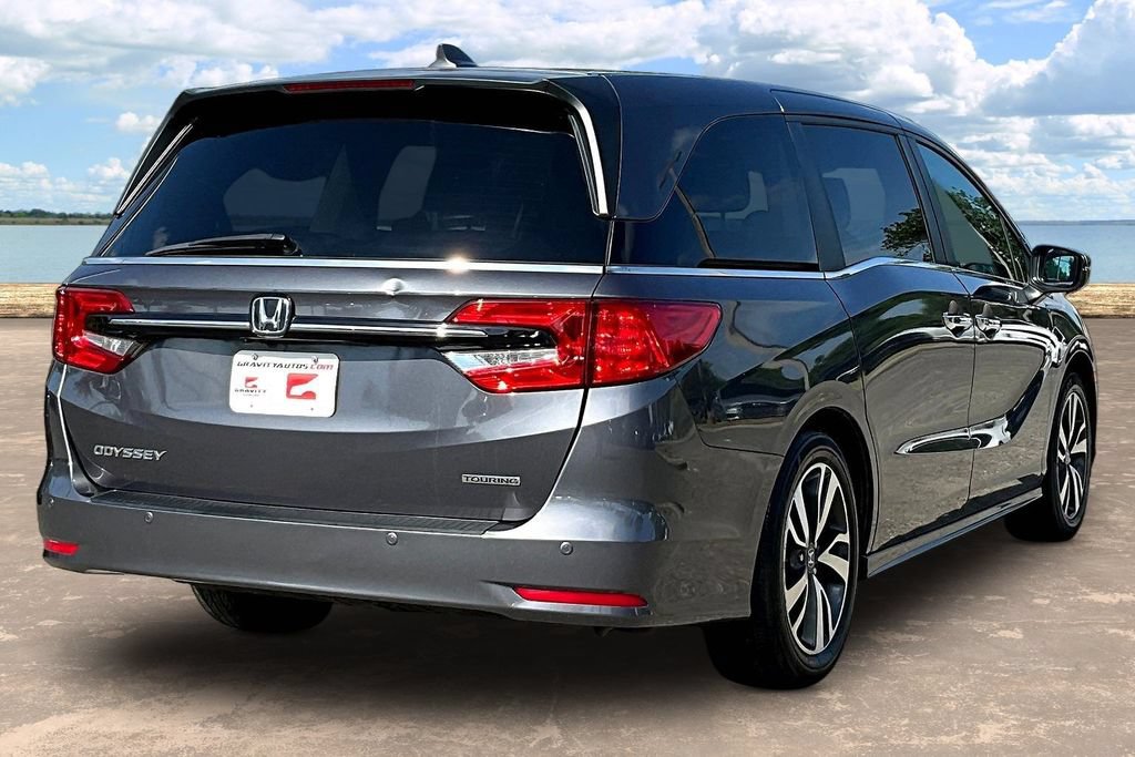 Used 2023 Honda Odyssey Touring image 4