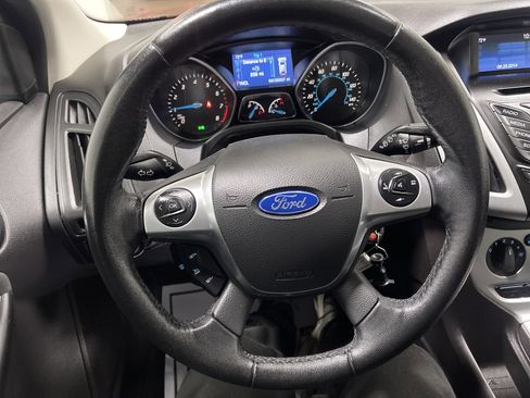 Used 2014 Ford Focus SE w/ SE Sport Package image 31