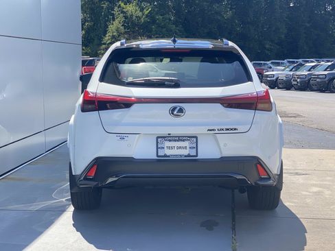 Used 2025 Lexus UX 300h AWD w/ Cold Area Package image 5