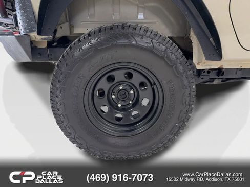 Used 2018 Jeep Wrangler Rubicon w/ Power Convenience Group image 42