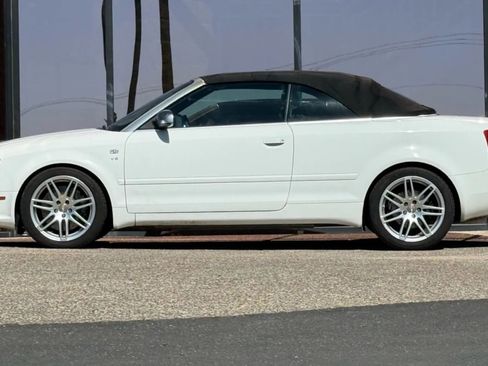 Used 2008 Audi S4 Cabriolet image 4