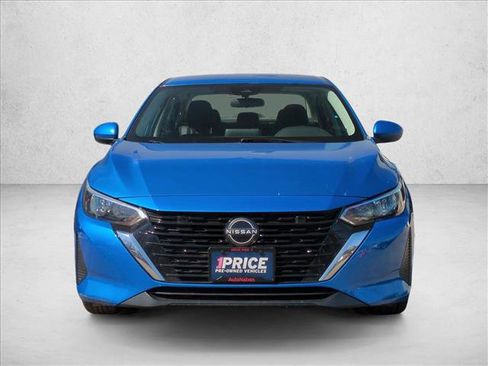 Used 2024 Nissan Sentra SV image 2