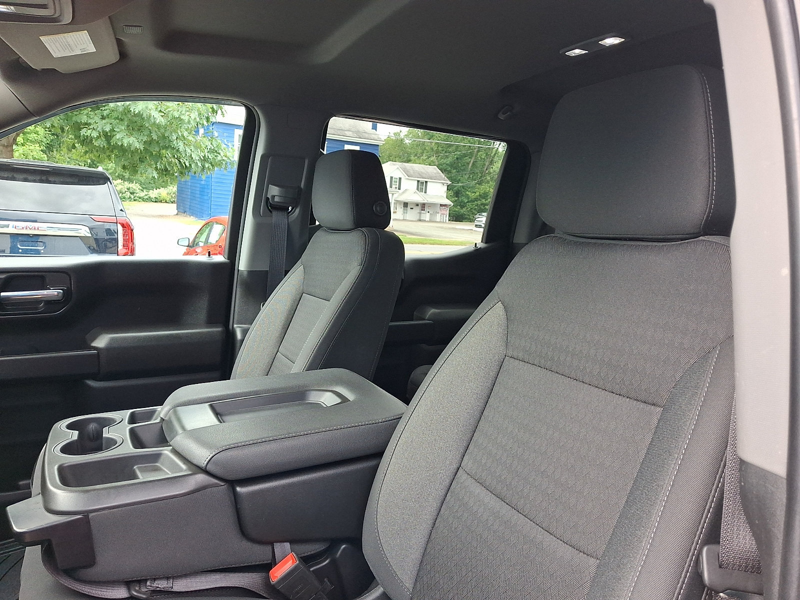 Used 2023 Chevrolet Silverado 1500 Custom AWD/4WD image 14