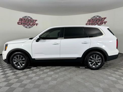 Used 2024 Kia Telluride LX image 4