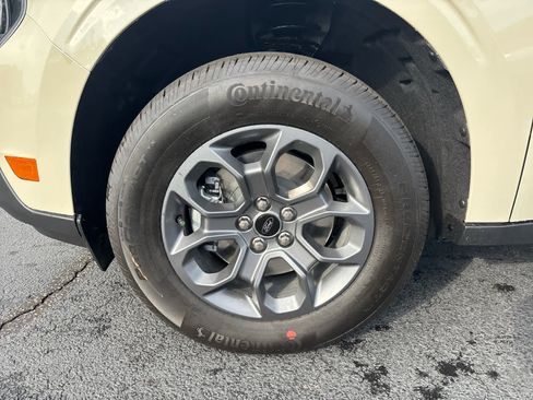 New 2025 Ford Maverick XLT w/ Equipment Group 302A image 29