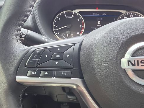 Used 2021 Nissan Sentra SV FWD image 13