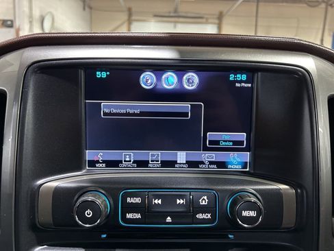 Used 2015 Chevrolet Silverado 1500 High Country w/ High Country Premium Package image 31