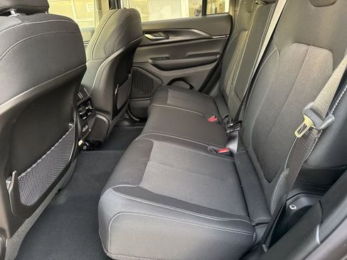 New 2026 Jeep Grand Cherokee Laredo X AWD/4WD image 28