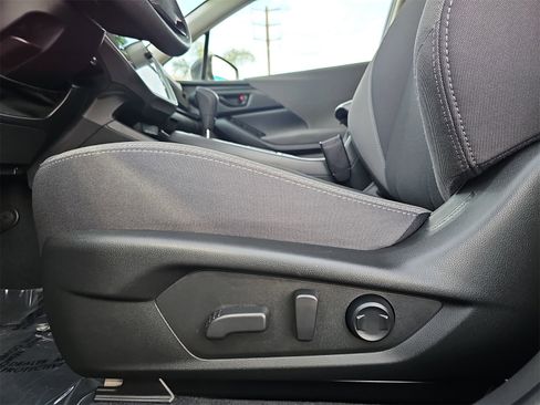 Certified 2025 Subaru Crosstrek 2.0i Premium image 29