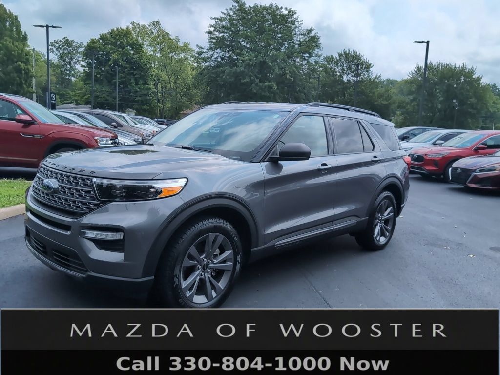 Used 2021 Ford Explorer XLT w/ Equipment Group 202A AWD/4WD image 1