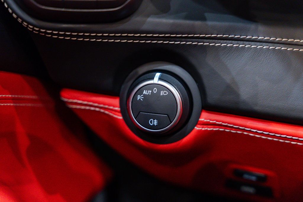 Certified 2018 Ferrari 488 Spider RWD image 38