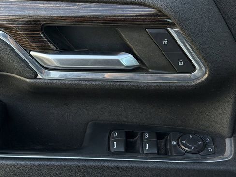 Used 2024 GMC Sierra 2500 SLE image 24