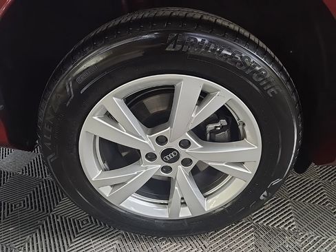 Used 2025 Audi Q5 Premium AWD/4WD image 14