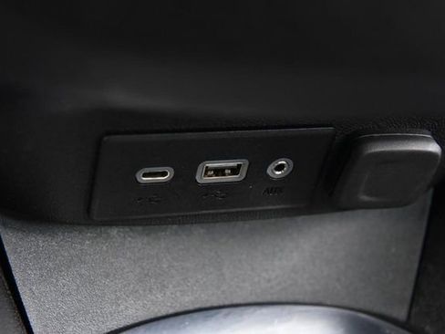 Used 2023 Chevrolet Malibu LT image 14