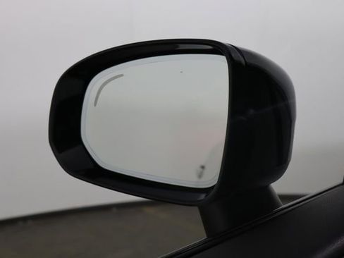Used 2024 Volvo XC60 B5 Plus AWD/4WD image 36