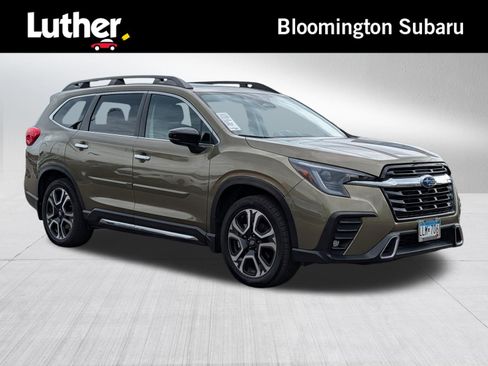 Used 2024 Subaru Ascent Touring AWD/4WD image 1