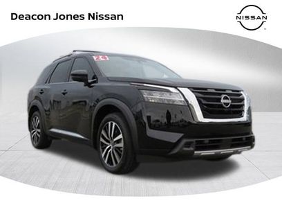 Certified 2024 Nissan Pathfinder Platinum w/ Cargo Package
