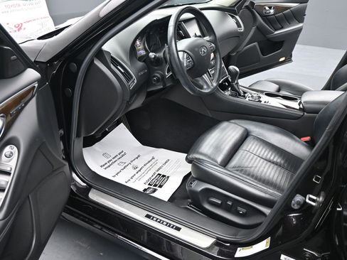 Used 2016 INFINITI Q50 Red Sport 400 image 18