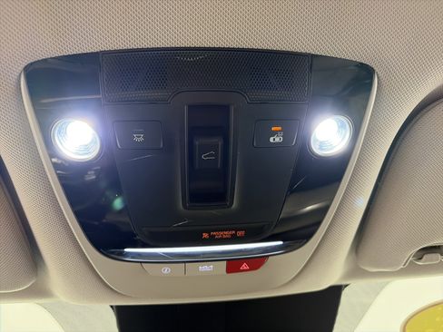 Certified 2023 Kia Sorento SX AWD/4WD image 34