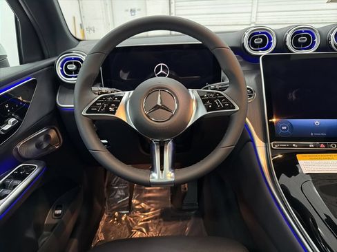 Certified 2026 Mercedes-Benz GLC 300 image 21