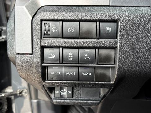 Certified 2025 Toyota Tacoma TRD Off-Road w/ TRD Off Road Upgrade Package AWD/4WD image 25