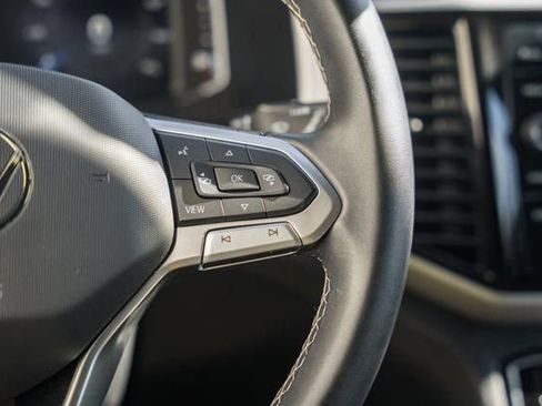 Used 2023 Volkswagen Atlas Cross Sport SE w/ Panoramic Sunroof Package image 22