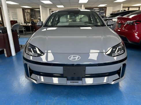 Used 2025 Hyundai Ioniq 6 Limited image 5