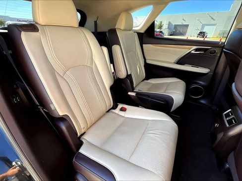 Used 2019 Lexus RX 450hL Premium image 18