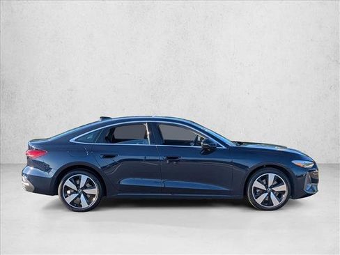 Used 2025 Audi A5 2.0T Premium w/ Convenience Package AWD/4WD image 4