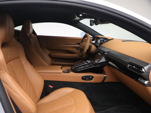 New 2026 Aston Martin V8 Vantage S RWD image 19